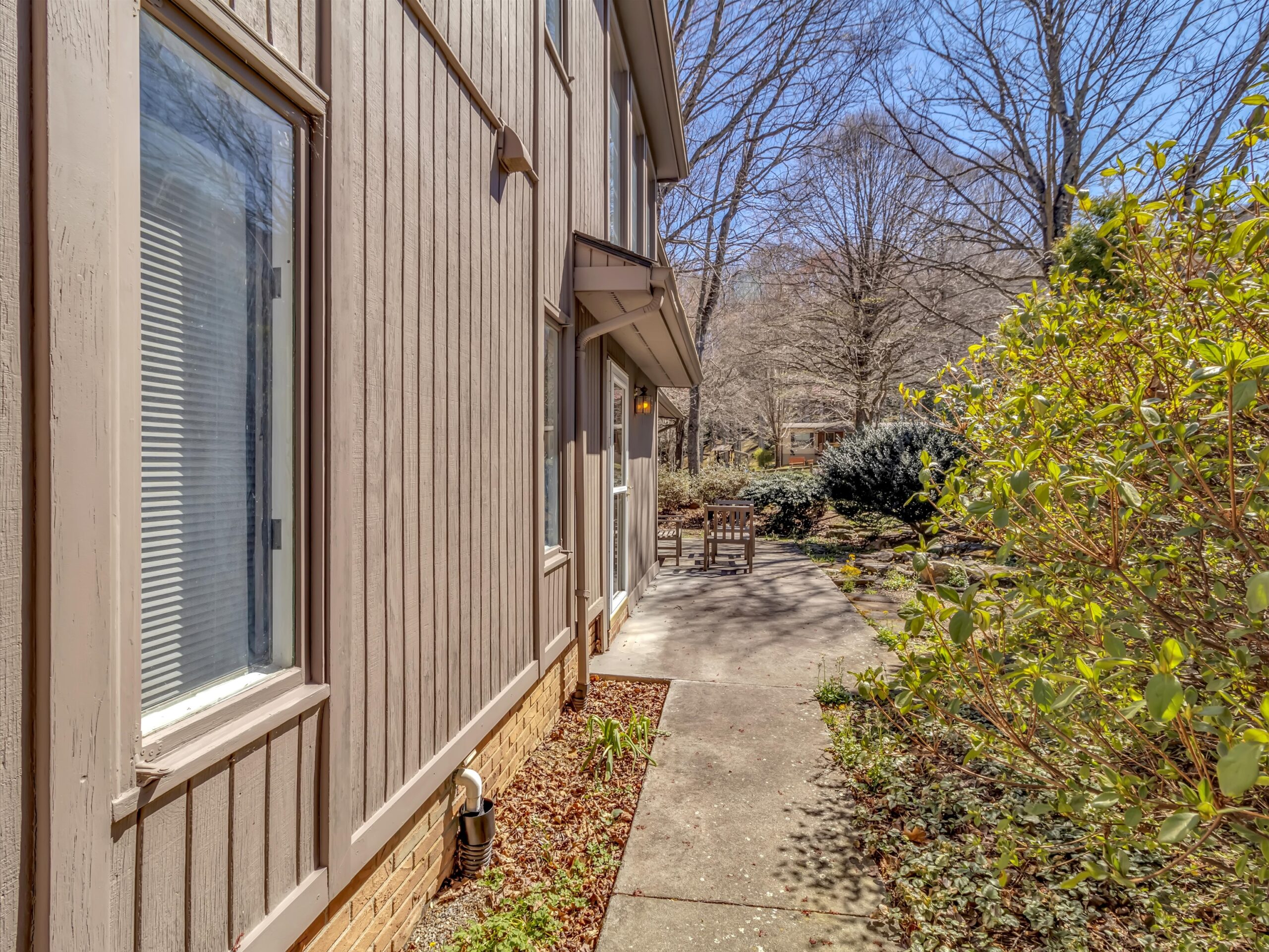 05-41 Balsam Shadows Rd _ (4)